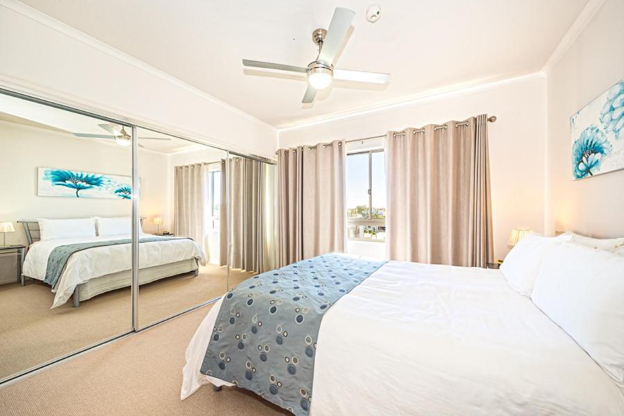 On The Bay Apartments Bongaree Экстерьер фото